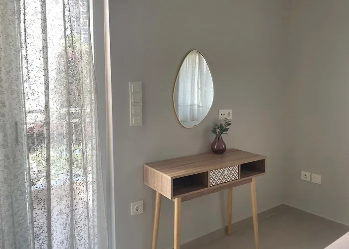 Апартаменты New Modern 2 Bd Flat Just Steps To *